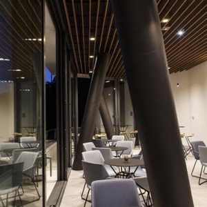 51584A94-ECC2-49C2-9026-F3D8E6EAE821